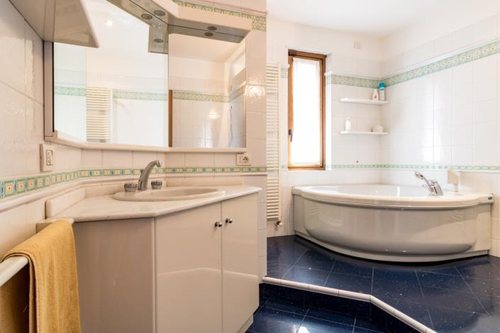 Image No.9-Villa de 4 chambres à vendre à Menaggio