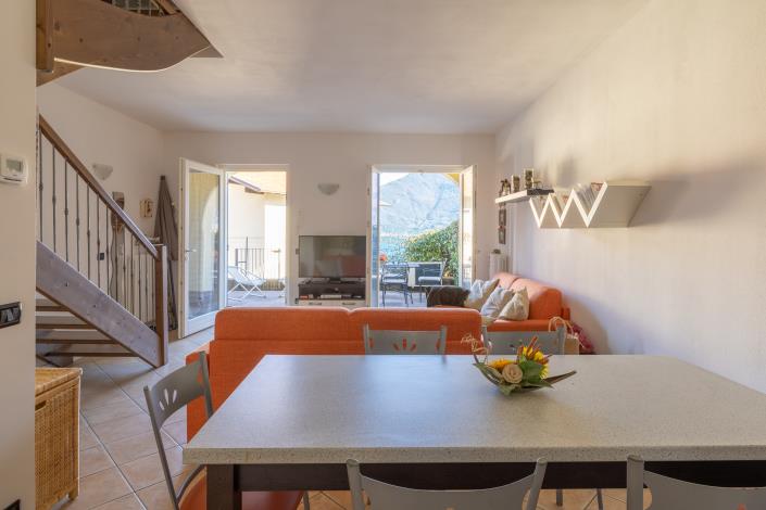 Image No.9-Appartement de 2 chambres à vendre à Pianello Del Lario