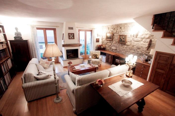 Image No.2-Maison de 3 chambres à vendre à Ossuccio