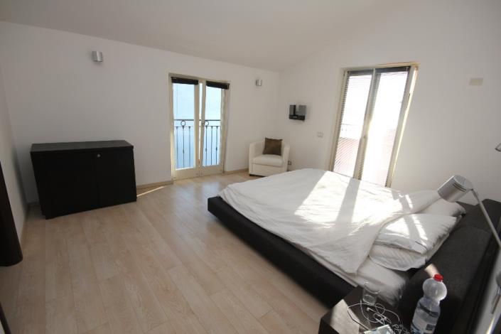 Image No.11-5 Bed Villa for sale