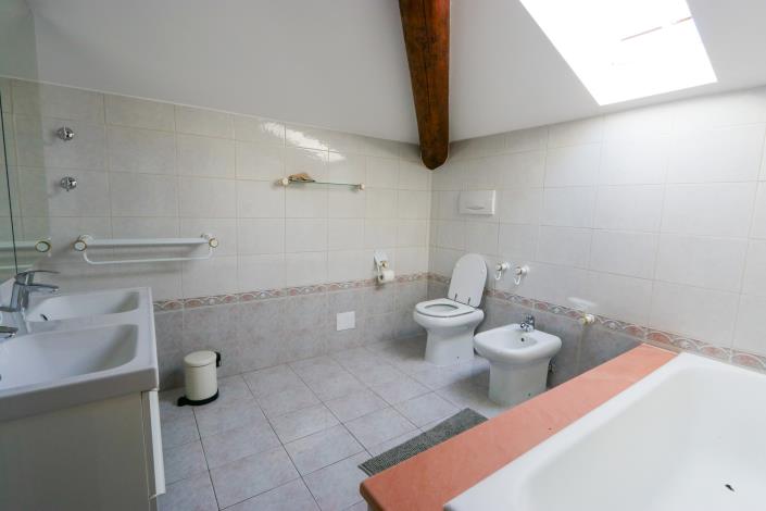 Image No.30-7 Bed House/Villa for sale