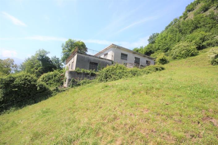 Image No.1-2 Bed Country House for sale