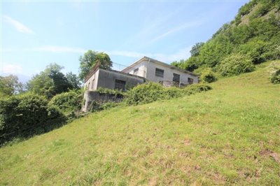 1 - Tremezzina, Country House