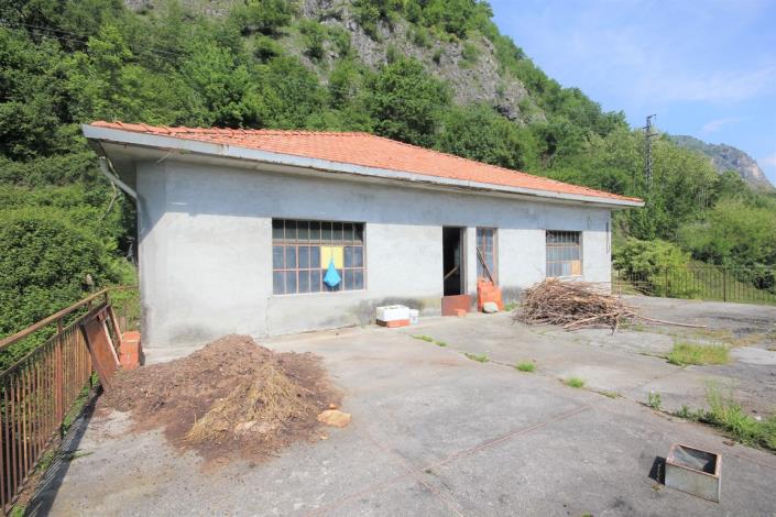 Image No.10-2 Bed Country House for sale