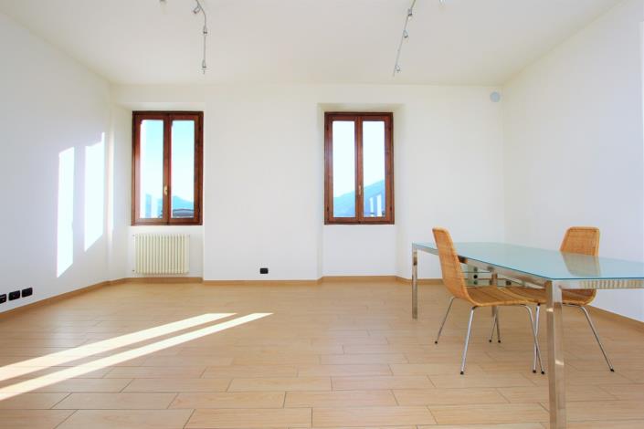 Image No.4-Appartement de 3 chambres à vendre à Gravedona