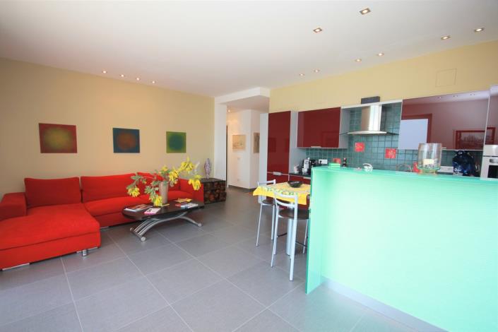 Image No.9-3 Bed Apartment for sale