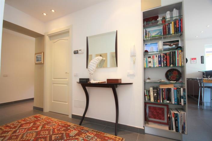 Image No.11-3 Bed Apartment for sale