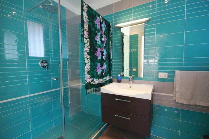 Image No.12-3 Bed Apartment for sale