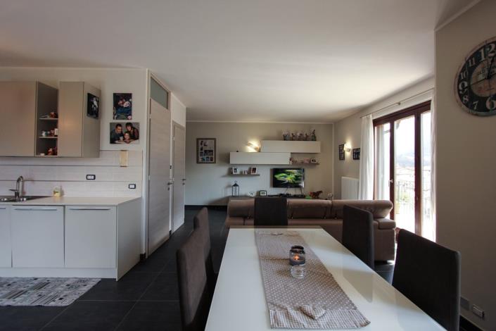 Image No.5-Appartement de 3 chambres à vendre à Carlazzo