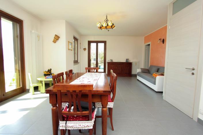 Image No.10-Appartement de 3 chambres à vendre à Carlazzo