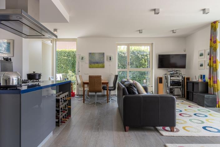 Image No.15-2 Bed Apartment for sale