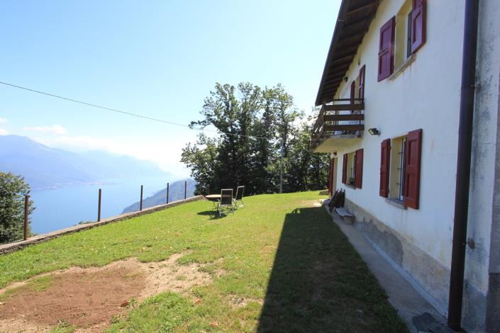 Image No.9-Chalet de 3 chambres à vendre à Gravedona
