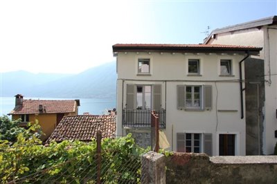 Maison de village de 2 chambres à vendre à Colonno