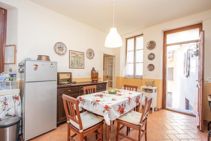 Image No.7-3 Bed House for sale