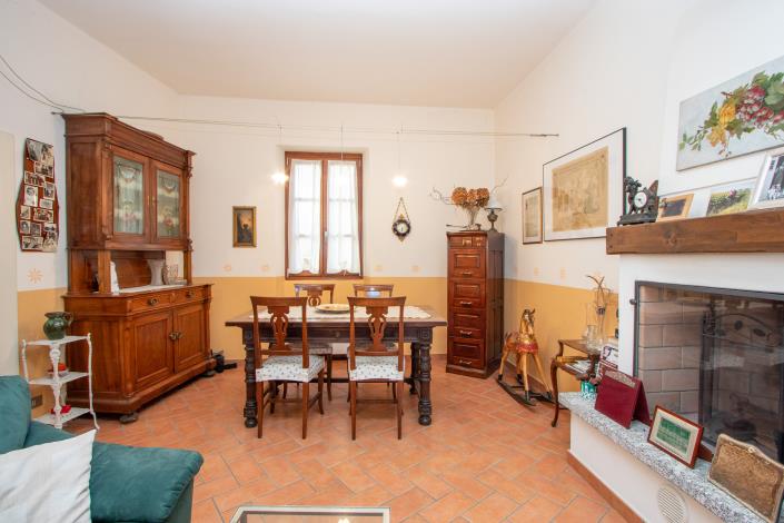 Image No.13-3 Bed House for sale