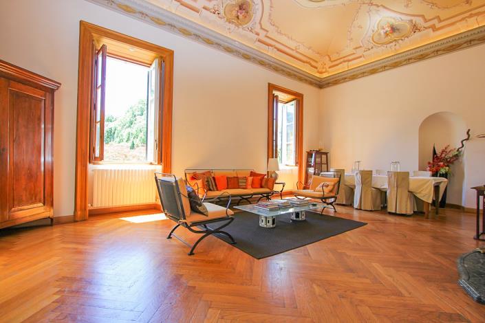 Image No.9-3 Bed Apartment for sale