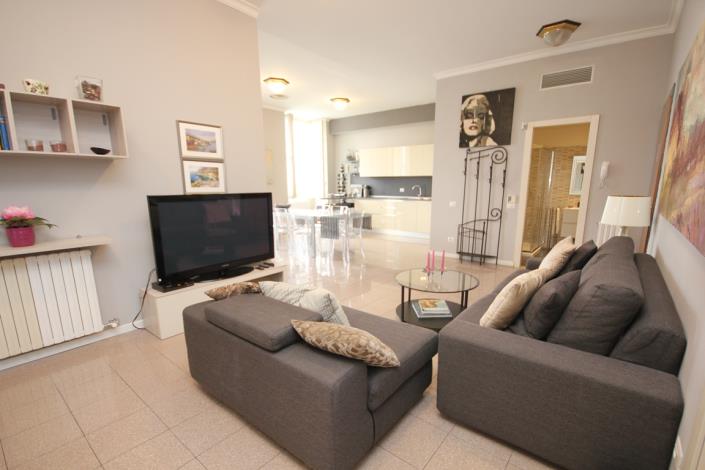 Image No.2-Appartement de 3 chambres à vendre à Menaggio