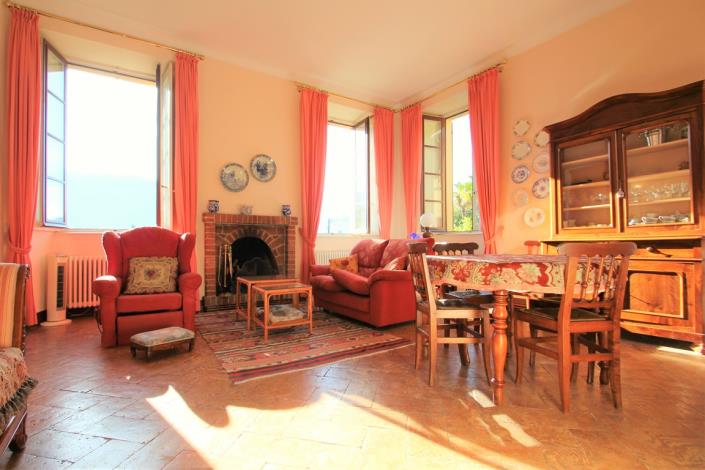 Image No.1-Appartement de 2 chambres à vendre à Tremezzina