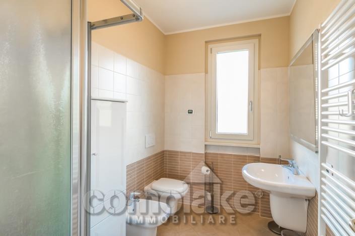 Image No.17-Appartement de 2 chambres à vendre à Tremezzina