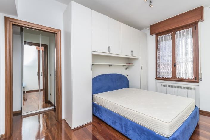 Image No.15-3 Bed Apartment for sale