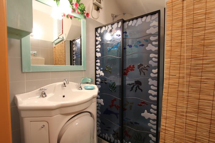 Image No.10-3 Bed House for sale