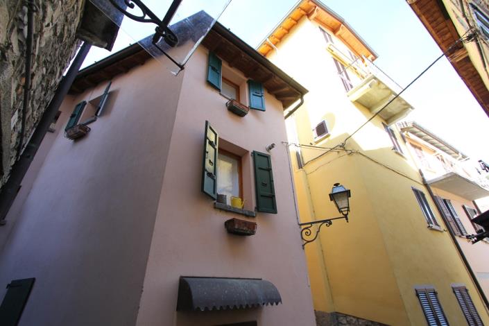 Image No.12-3 Bed House for sale