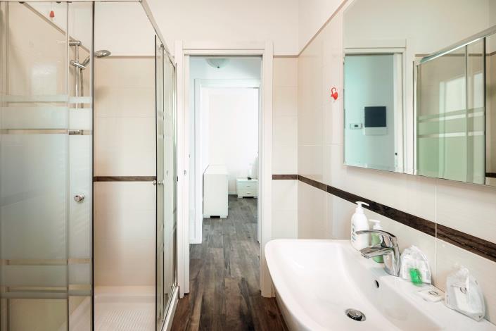 Image No.23-2 Bed Apartment for sale