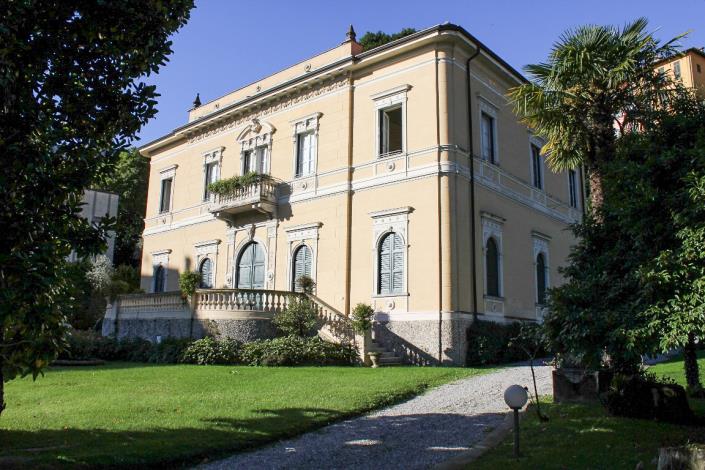 Image No.2-Appartement de 4 chambres à vendre à Menaggio