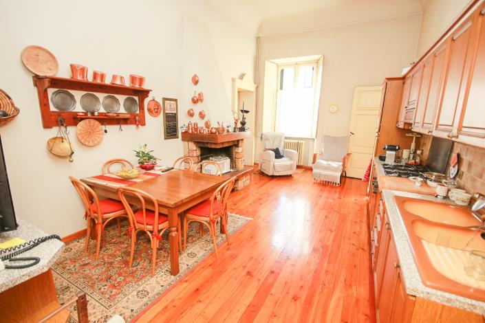 Image No.12-Appartement de 4 chambres à vendre à Menaggio