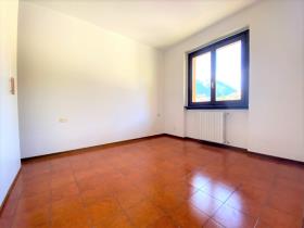 Image No.3-Appartement de 2 chambres à vendre à Menaggio