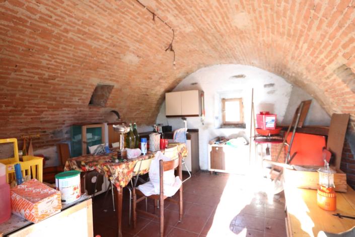 Image No.4-1 Bed House for sale