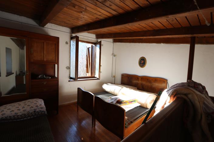 Image No.5-1 Bed House for sale