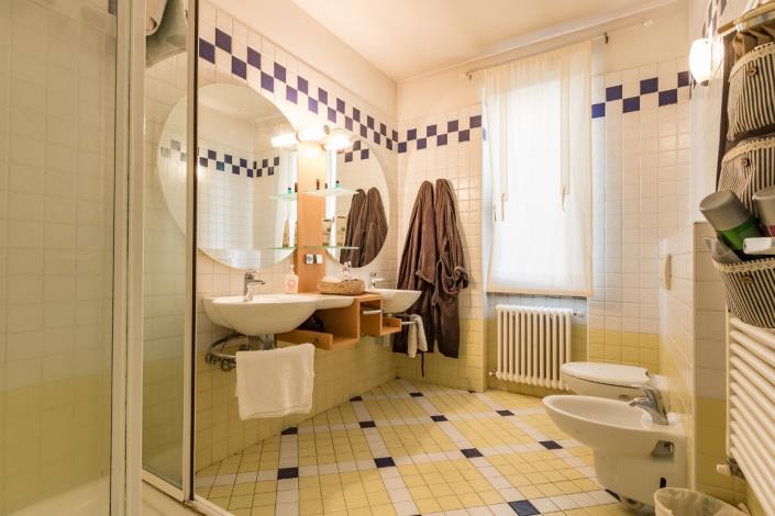 Image No.21-Villa de 3 chambres à vendre à Tremezzina