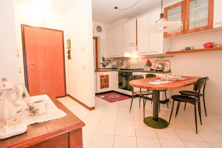 Image No.11-2 Bed Apartment for sale