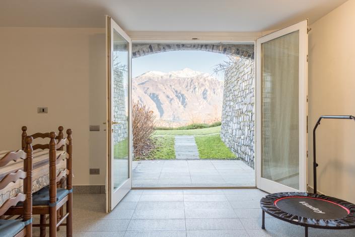 Image No.38-5 Bed Villa for sale