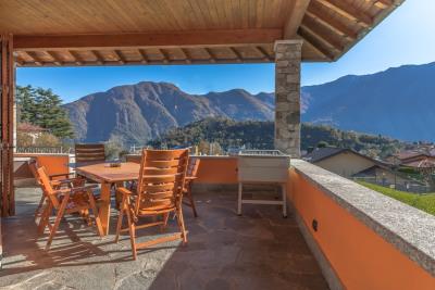 villa-con-piscina-lenno