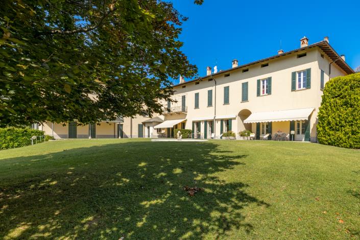 Image No.21-2 Bed Apartment for sale