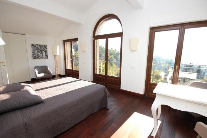 Image No.2-4 Bed Villa for sale