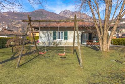 villa-with-garden-carlazzo