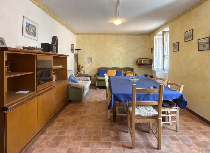 Image No.8-3 Bed Apartment for sale