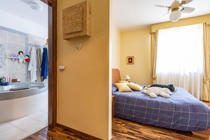 Image No.32-3 Bed Villa for sale