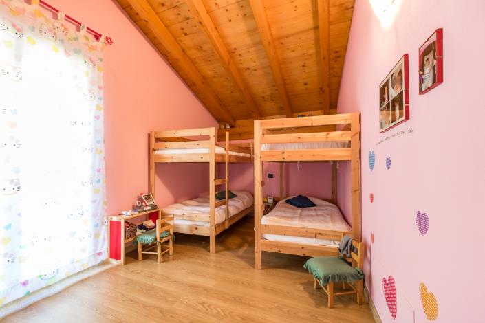 Image No.17-5 Bed Apartment for sale