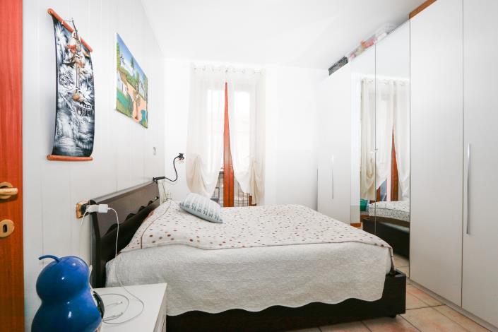 Image No.11-2 Bed Apartment for sale