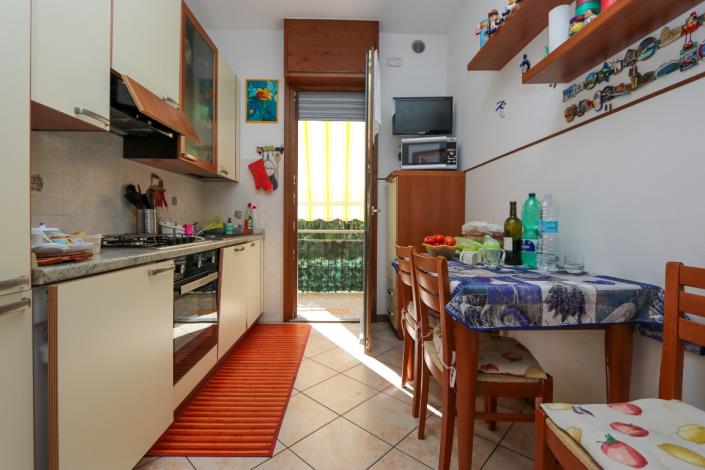 Image No.11-3 Bed Apartment for sale