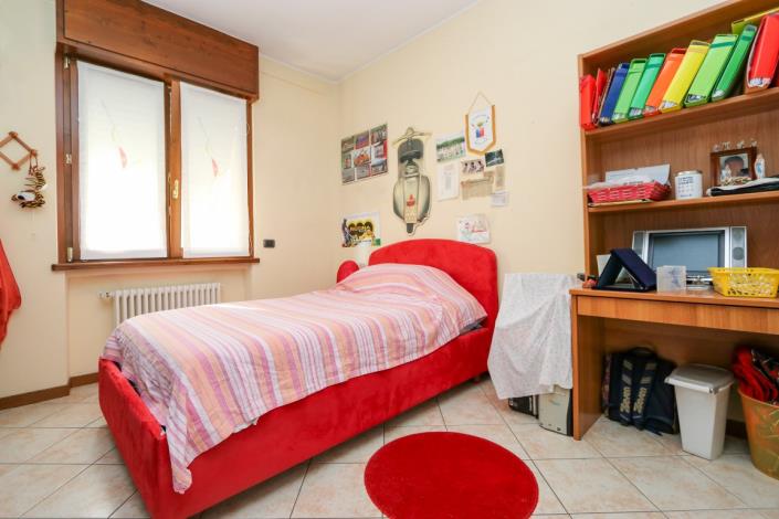 Image No.15-3 Bed Apartment for sale