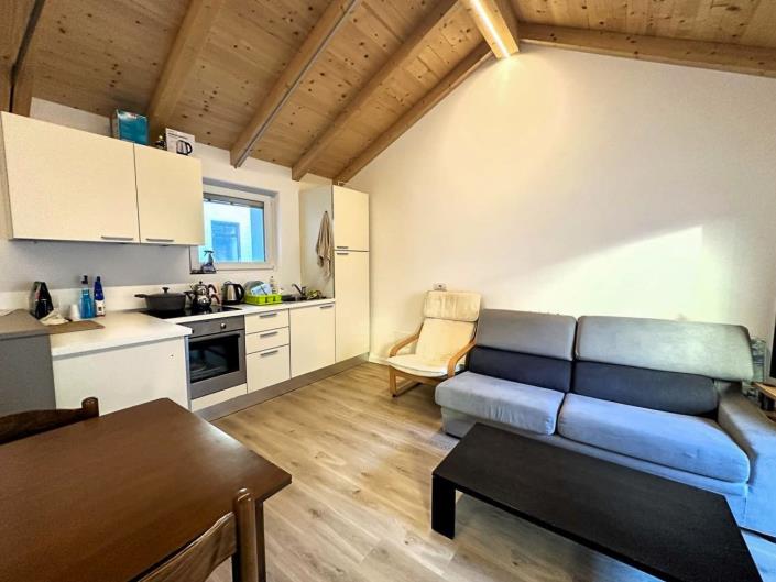 Image No.7-2 Bed House for sale