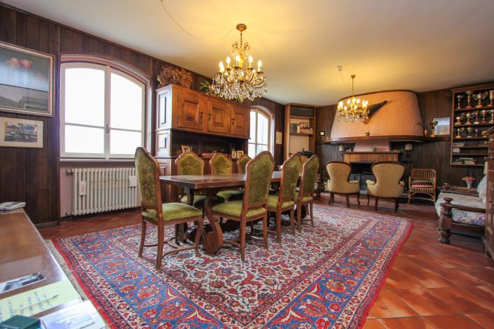 Image No.10-5 Bed House for sale