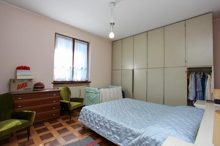 Image No.16-5 Bed House for sale