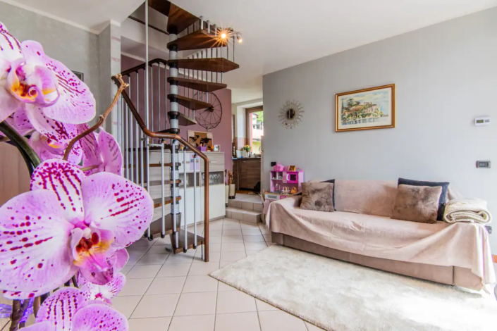 Image No.20-1 Bed Apartment for sale