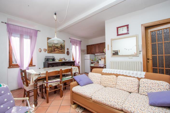 Image No.4-4 Bed House for sale